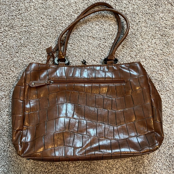 Red Carpet Collection - large brown leather tote - Picture 5 of 6